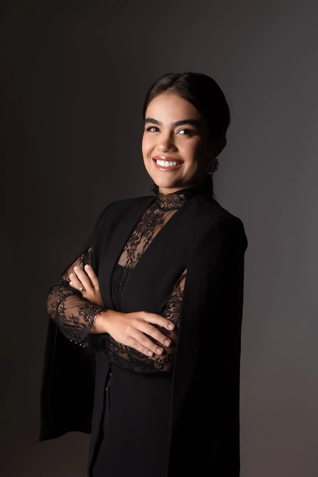 Retrato da Dra. Lara Menezes